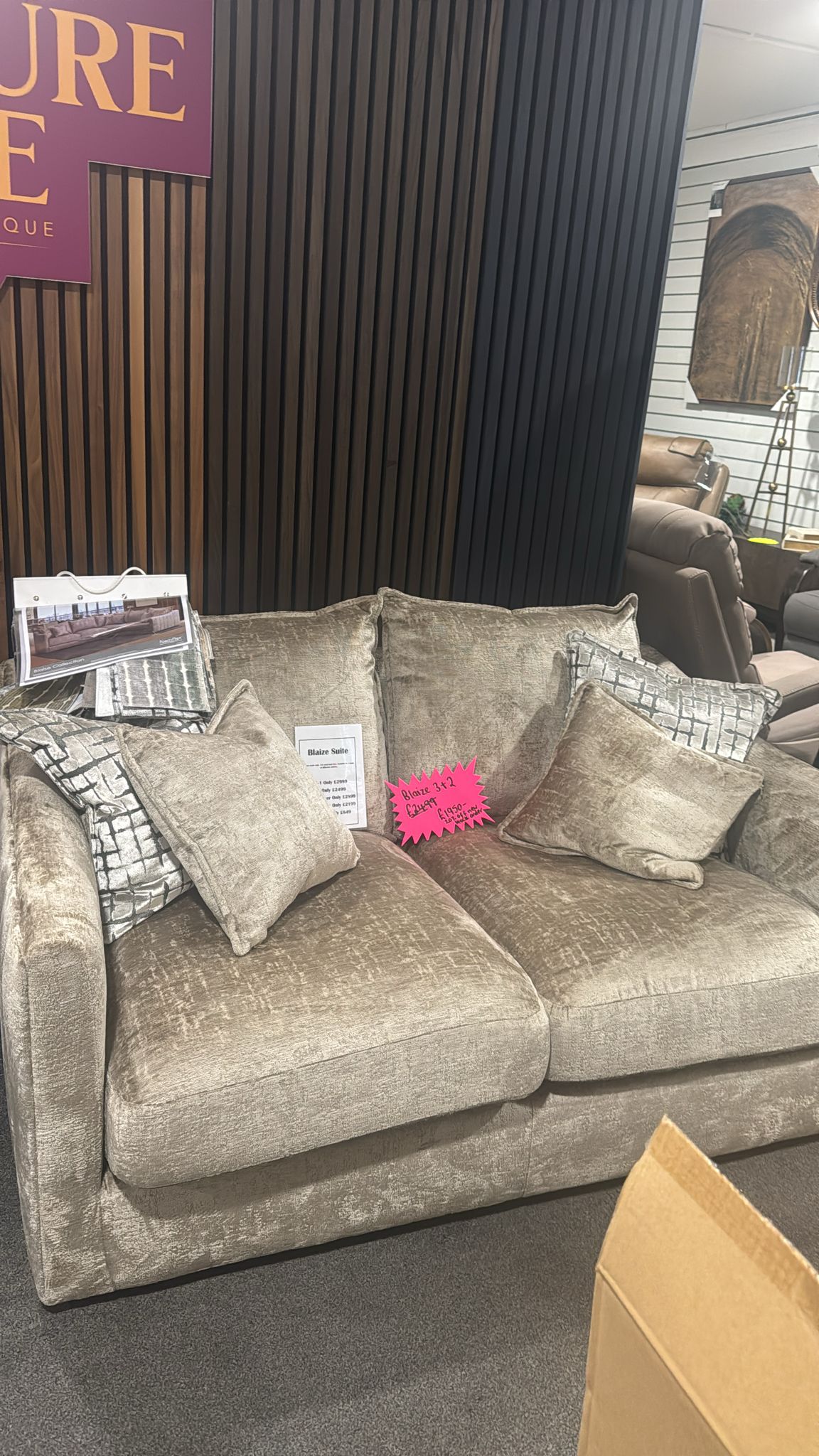 Shop display 3+2 Blaise sofa