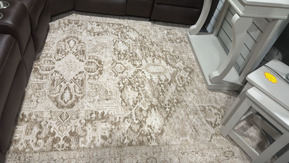 Shop Display 280 x 250 large rug