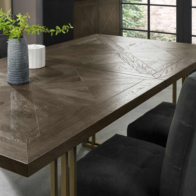 Amelia Fumed Oak 6-8 Extension Dining Table