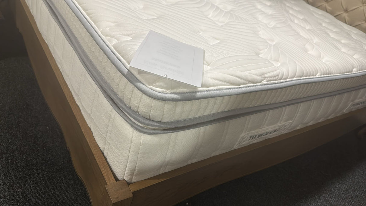 Shop display Double new grange mattress 2000 pocket sprung  £499 sale £399