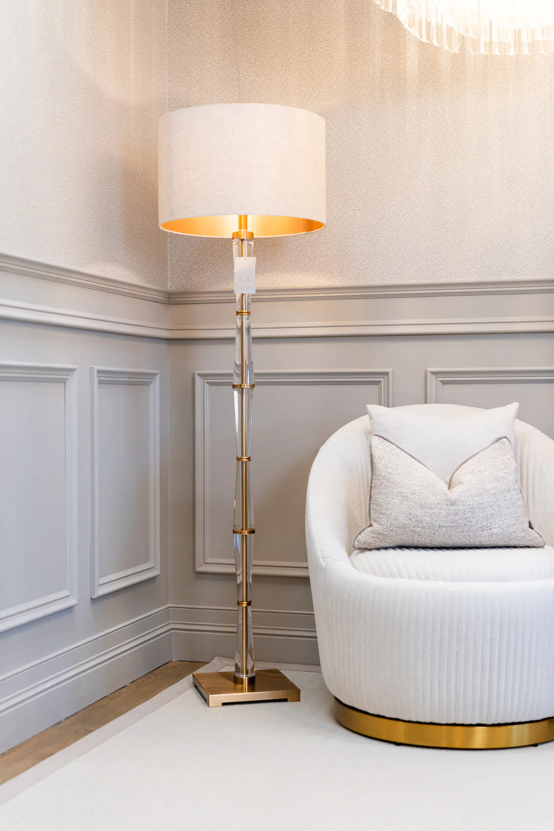 LIA FLOOR LAMP